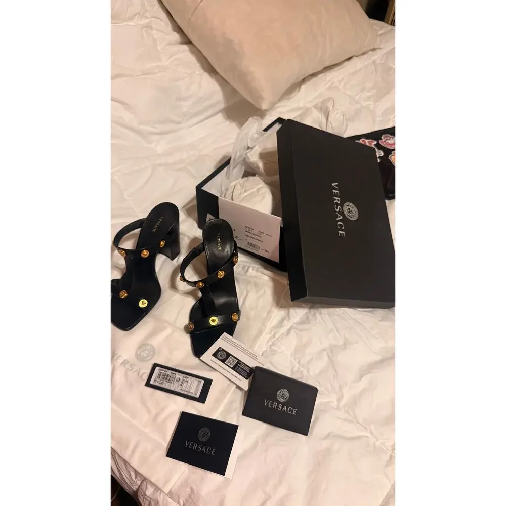 Authentic Versace Medusa Leather Heels Black Gold Block Heel Sandals Size 35
